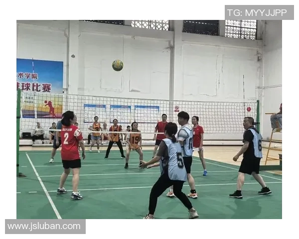 广州排球队的团队协作之道：探索排球运动中的默契与配合技巧